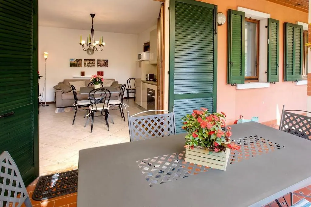 Corte Collina, Piscine, Tennis Castion Veronese
